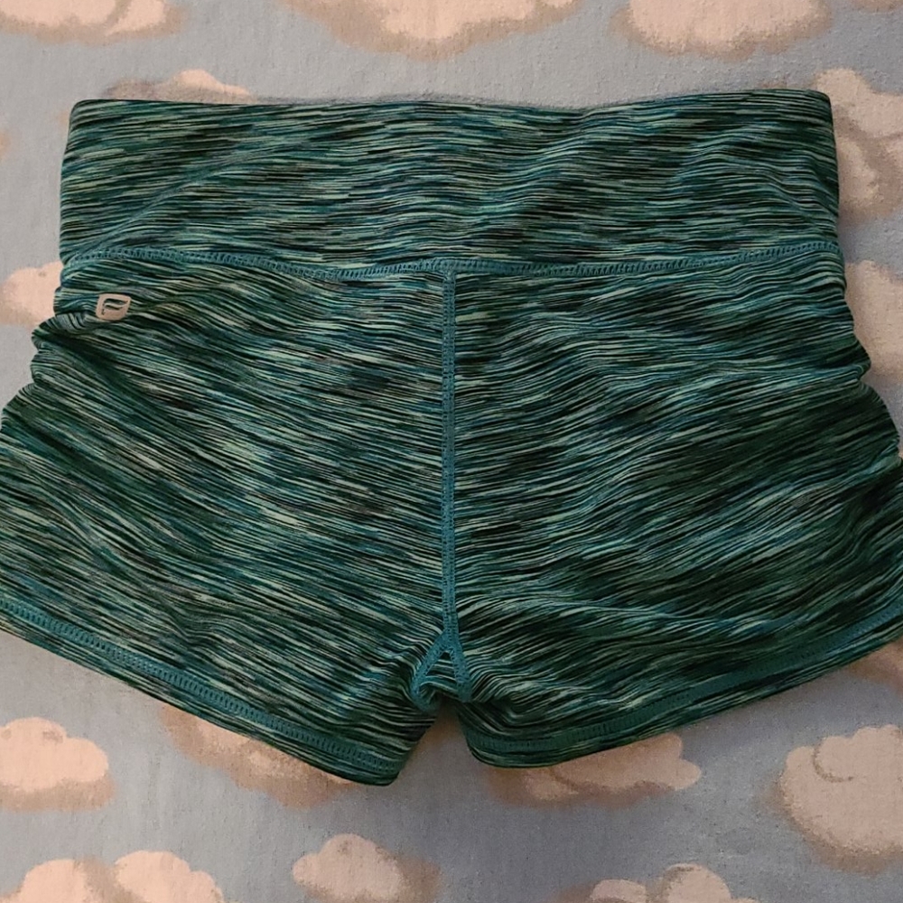 Fabletics shorts - Picture 2 of 5